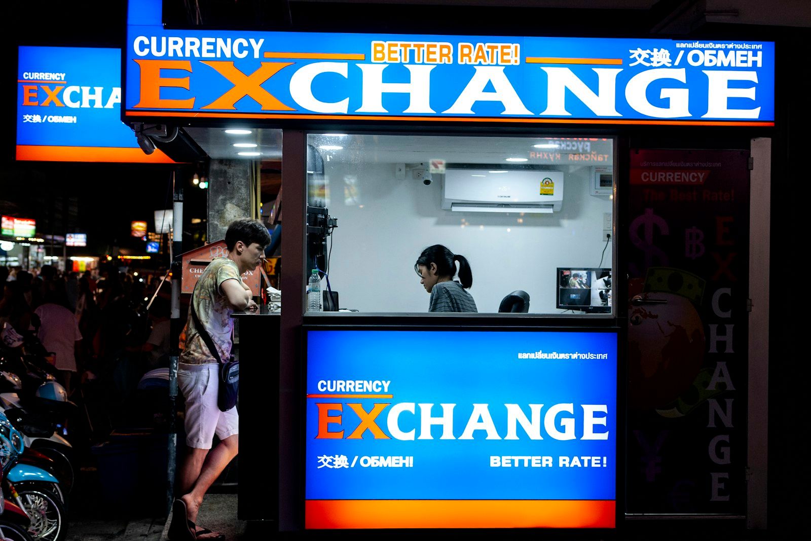 Currency exchange booth in Thailand, one option while you cannot open a Thai bank account yet