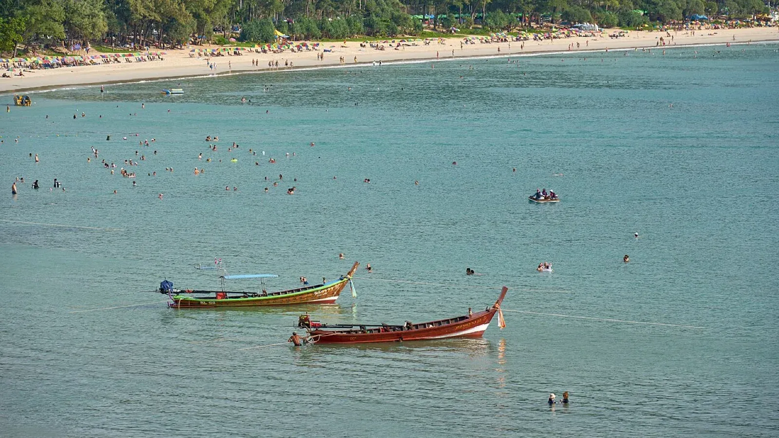 Phuket beaches where foreigners cluster Kata Beach in Phuket, one of the biggest expat communities in Thailand
