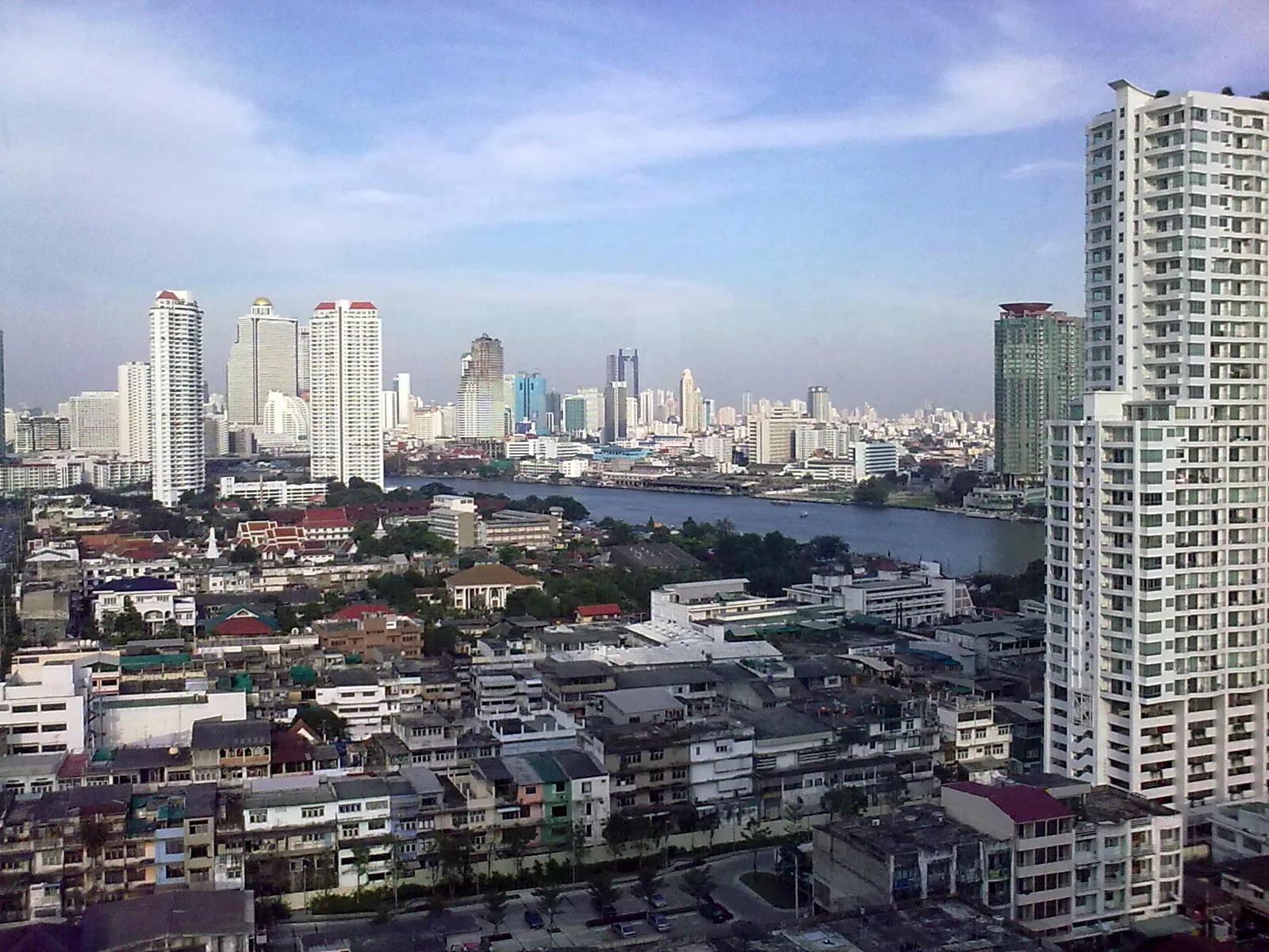 Biggest expat communities in Thailand: where foreigners cluster and why, Phuket travel guide