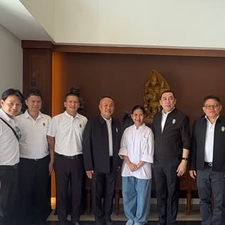 Group photo of the chef and team at Bucha, a MICHELIN Selected Southern Thai restaurant in Chalong, Phuket