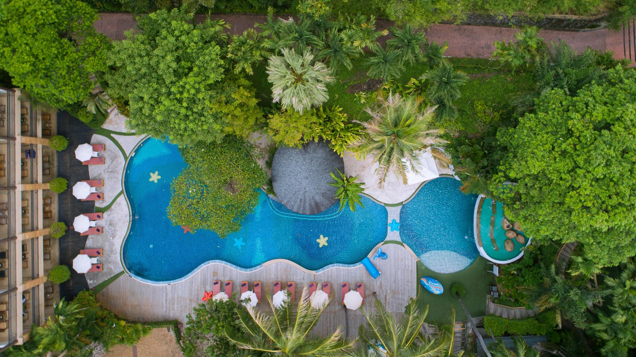 Peach Hill Resort swimming pool and sun deck, Kata Beach, Phuket