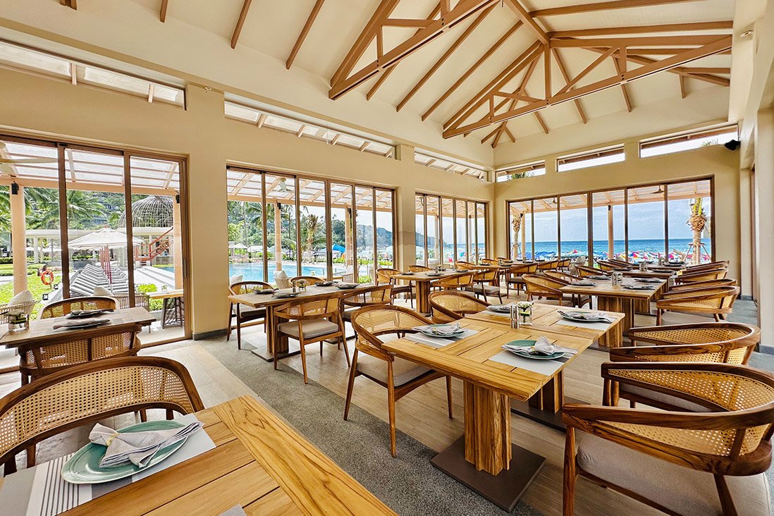 Restaurant with beach view at The Shore Beach Club, Kata Noi, Phuket